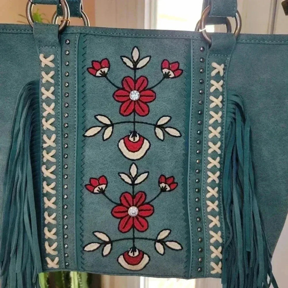 NWT Wrangler Concealed Carried Leather Floral Embroydered Teal Purse - Picture 3 of 10